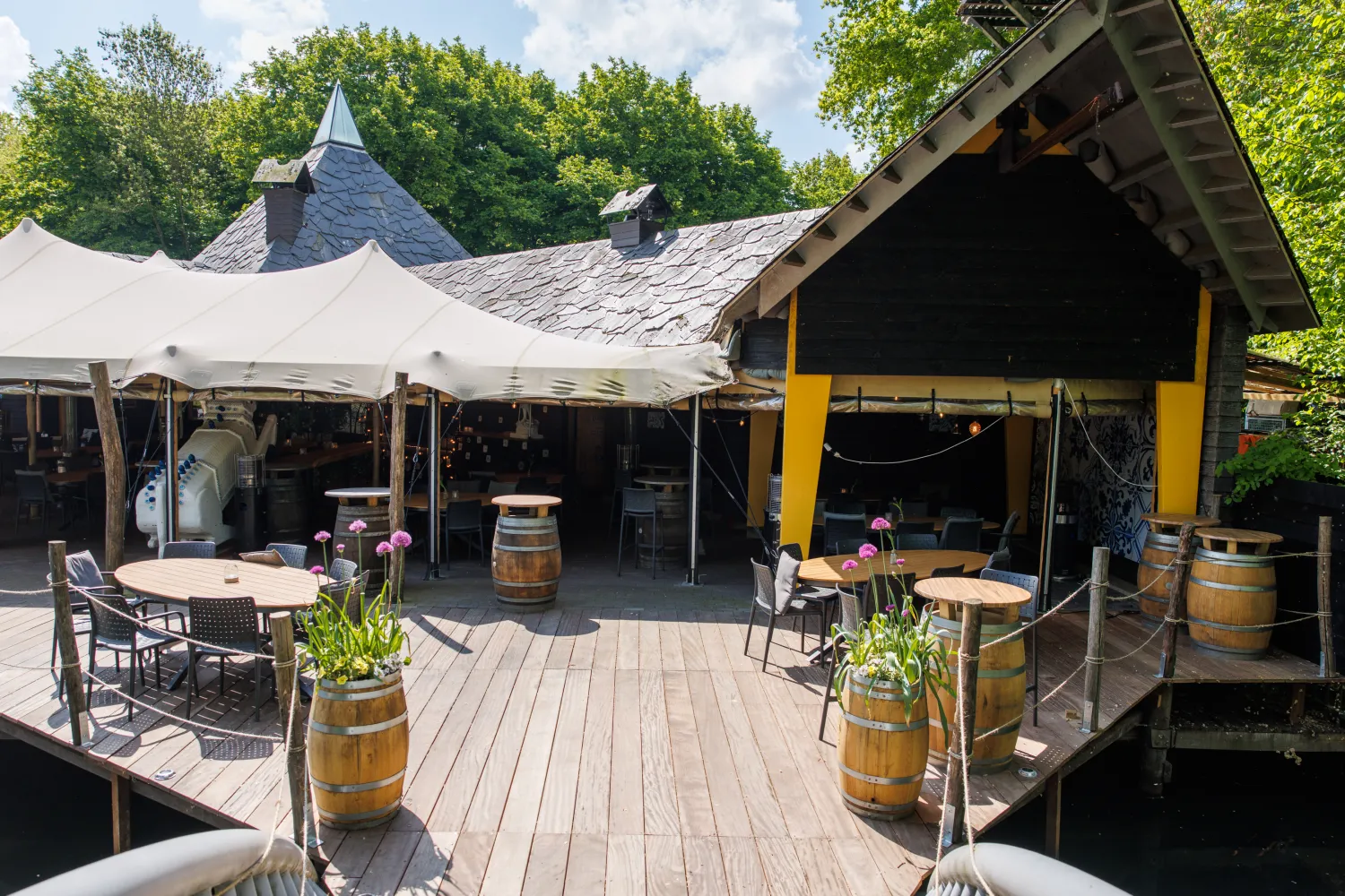 Grootste terras Knus Delft
