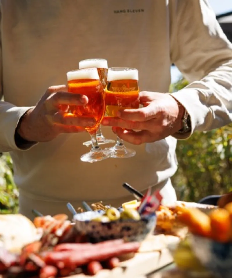 
<span>Bosrand Borrel</span>
