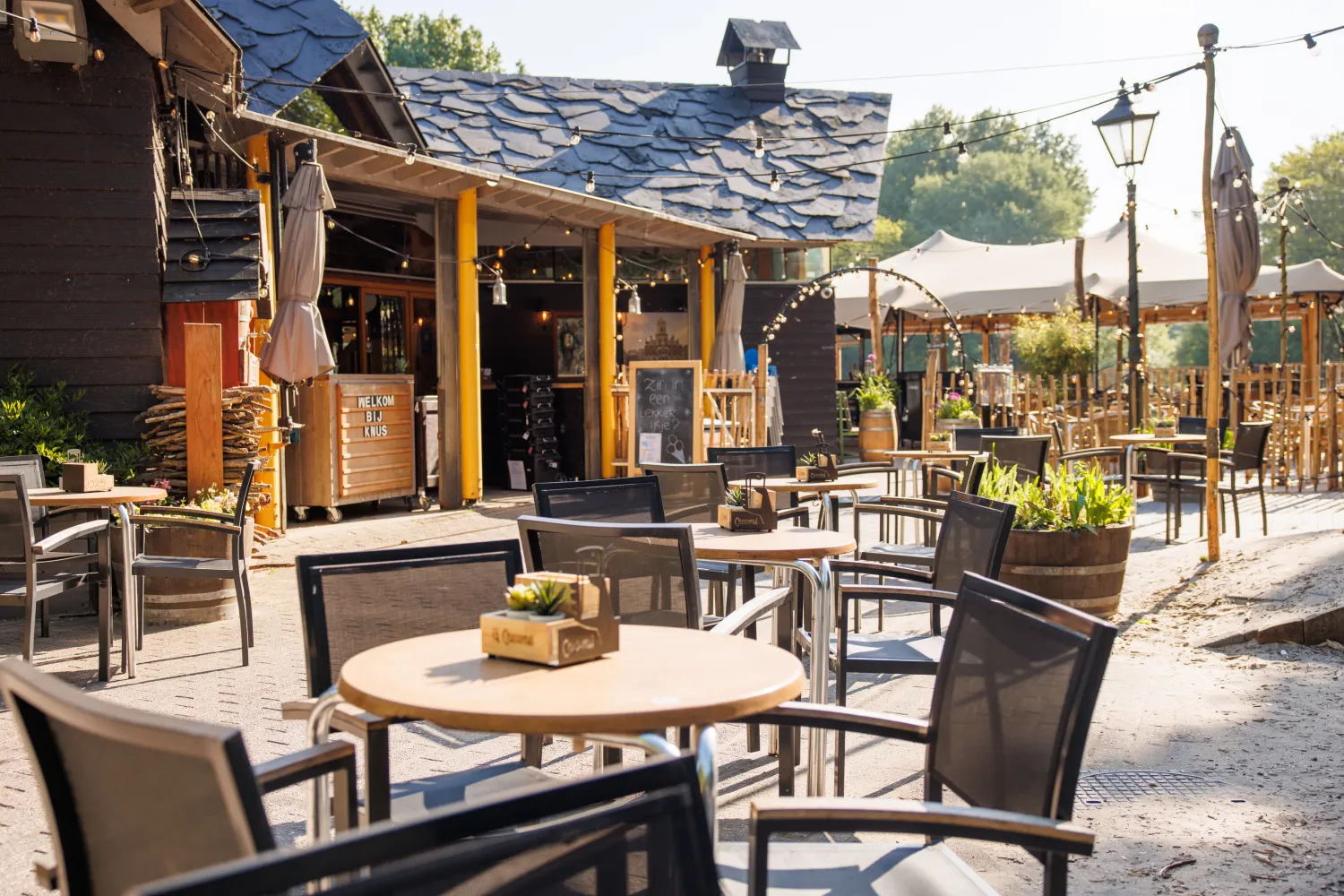 Terras aan de Speeltuin in Delft